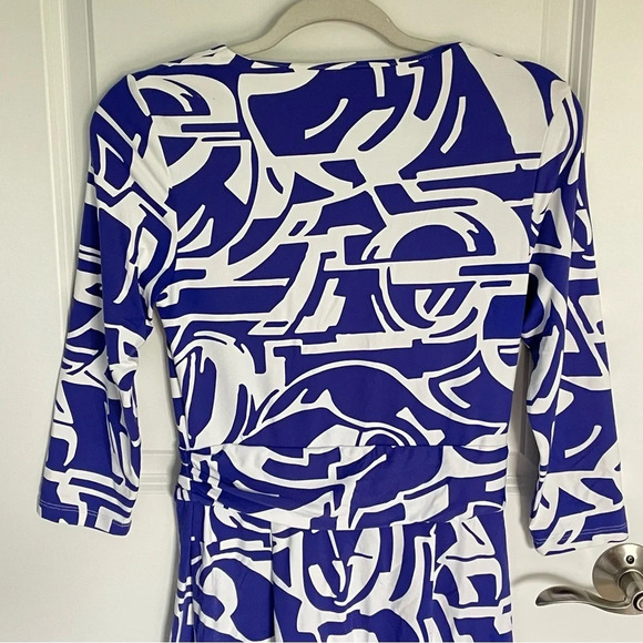 J. McLaughlin Catalina stretch faux wrap Dress 29457 - Picture 7 of 13